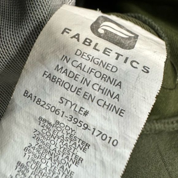 Fabletics Sports Bra - Picture 5 of 5